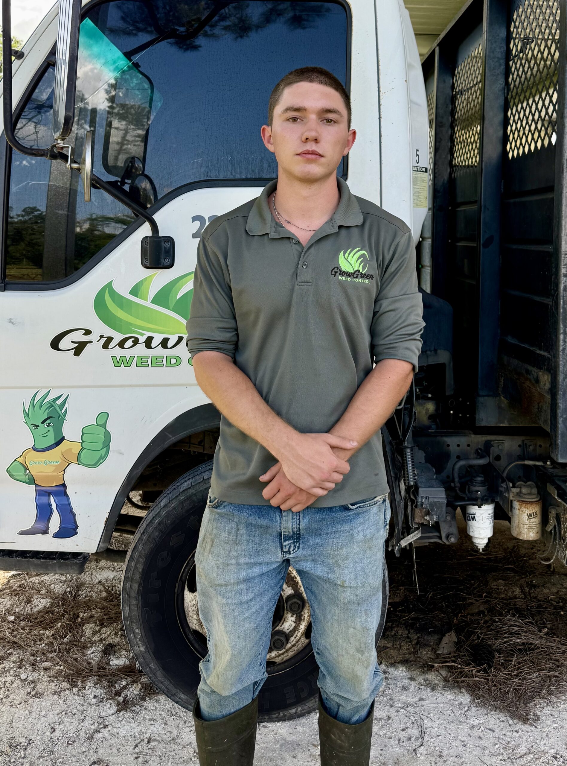 Gavin Broussard lawn technician Baton Rouge Grow Green Weed Control